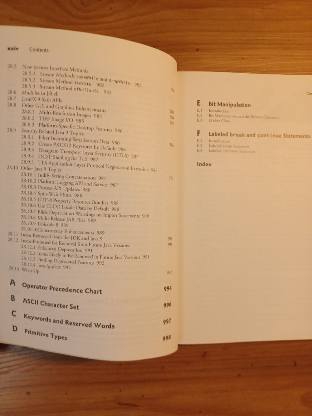 Java 9 For Programmers By Pul J. Deitel Book - Picture 11 of 12